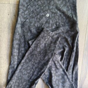 Lululemon Black Camo Leggings